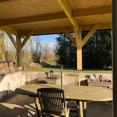 Le Logis Du Gast Rose Bed & Breakfast *