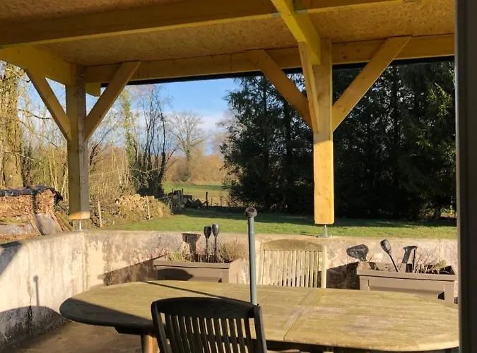 Le Logis Du Gast Rose Bed & Breakfast *